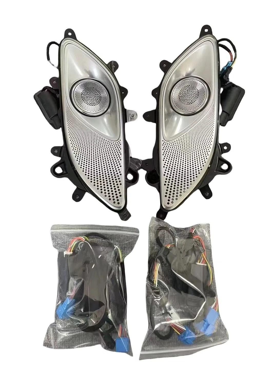 Suitable for  W222 W223 W240 57 62 W167 Rear Speaker Rear Door Cover Rotating Horn Forming Protective Cover